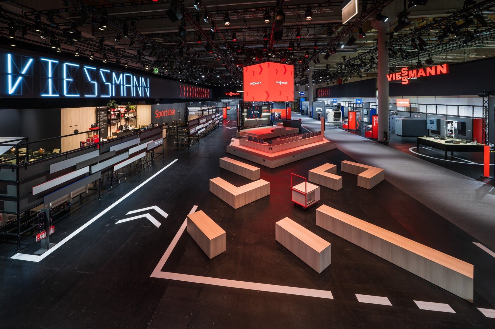 Show sequence – atmospheric light run