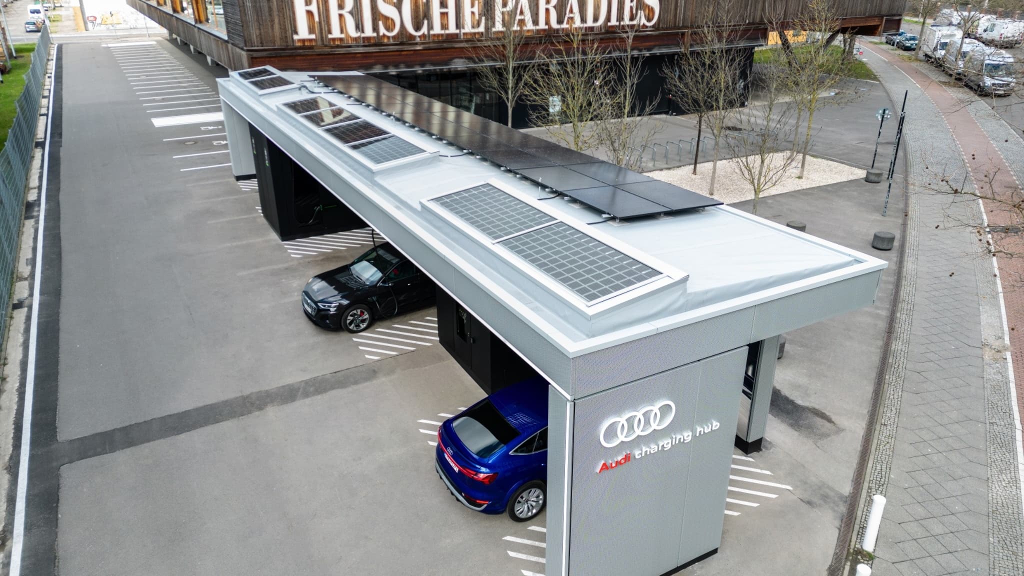 Detail – visitor guidance & signage